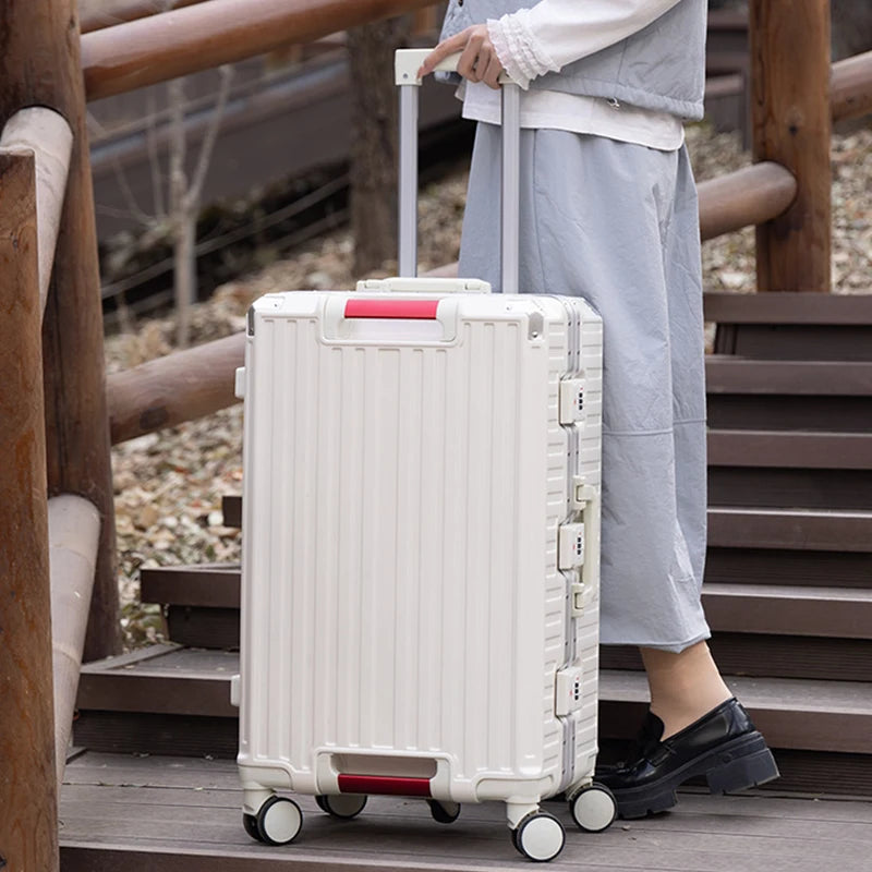Aluminium Frame Suitcase with Five Wheels & USB Port
