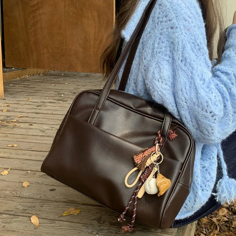 Carrow everyday underarm shoulder bag